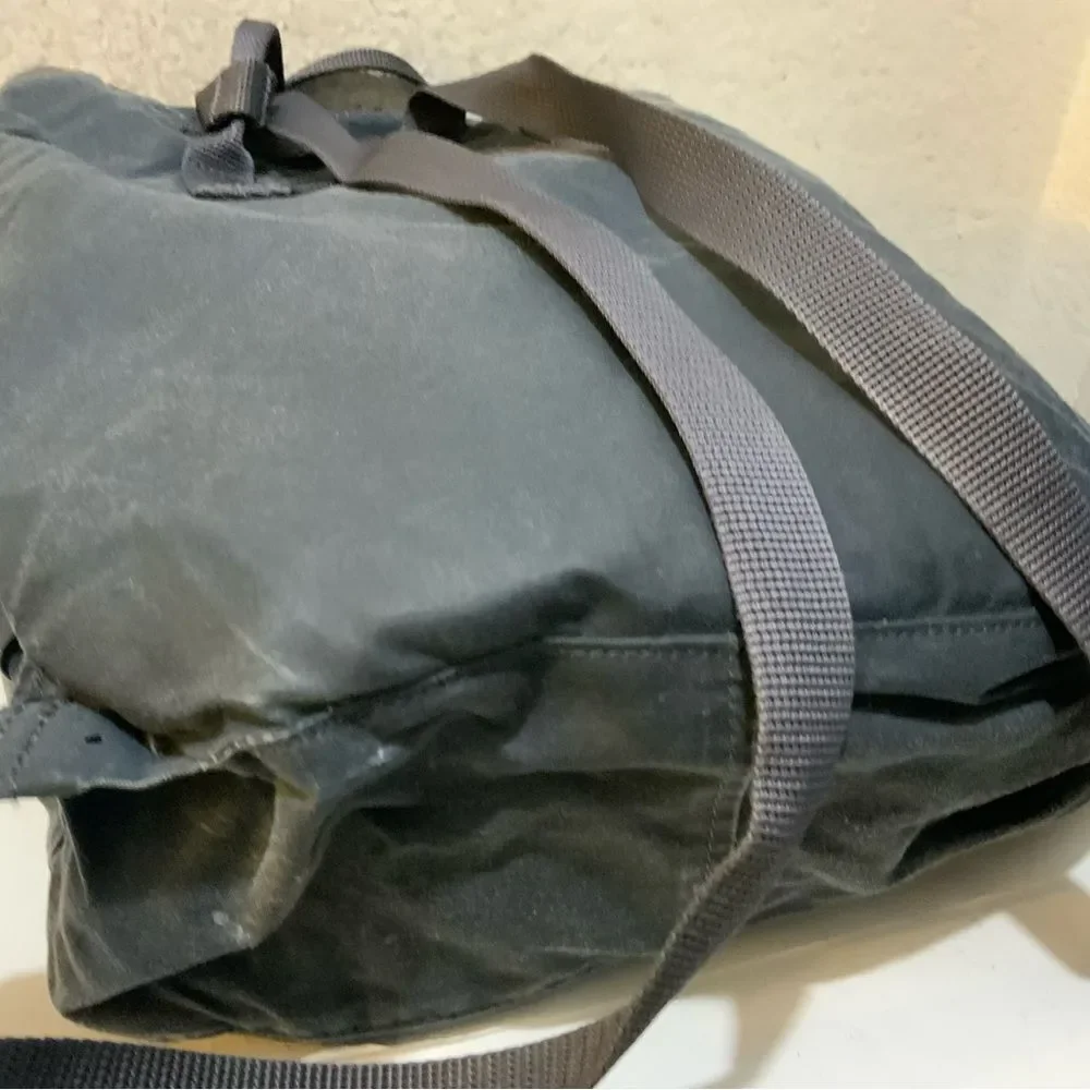 FJALLRAVEN KANKEN GRAPHITE GRAY FULL SIZE BACKPACK